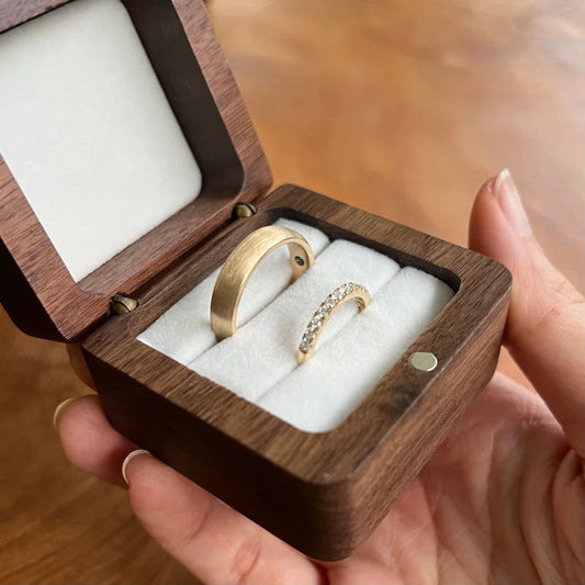 14K Wedding Band Set with Lab-Grown Emerald & Diamonds | Lady Estere Jewellery 18K Solid Gold Diamond Moissanite White Yellow Rose SG, AU,