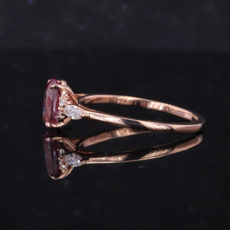 Alexandrite Oval Solitaire Diamond Ring (Solid gold) | Lady Estere Jewellery | Worldwide 14K 18K Solid Gold Lab-Grown Moissanite White