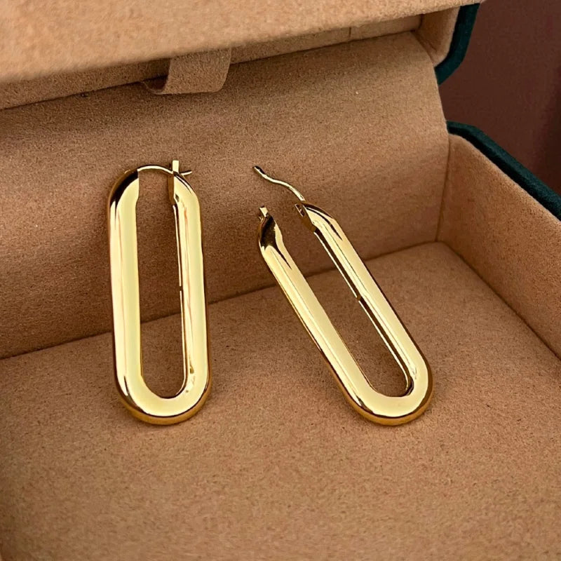 Alto | Tall Statement Hoop Earrings (Solid Gold) | Lady Estere Jewellery | Worldwide 14K 18K Solid Gold Lab Grown Diamond Moissanite White