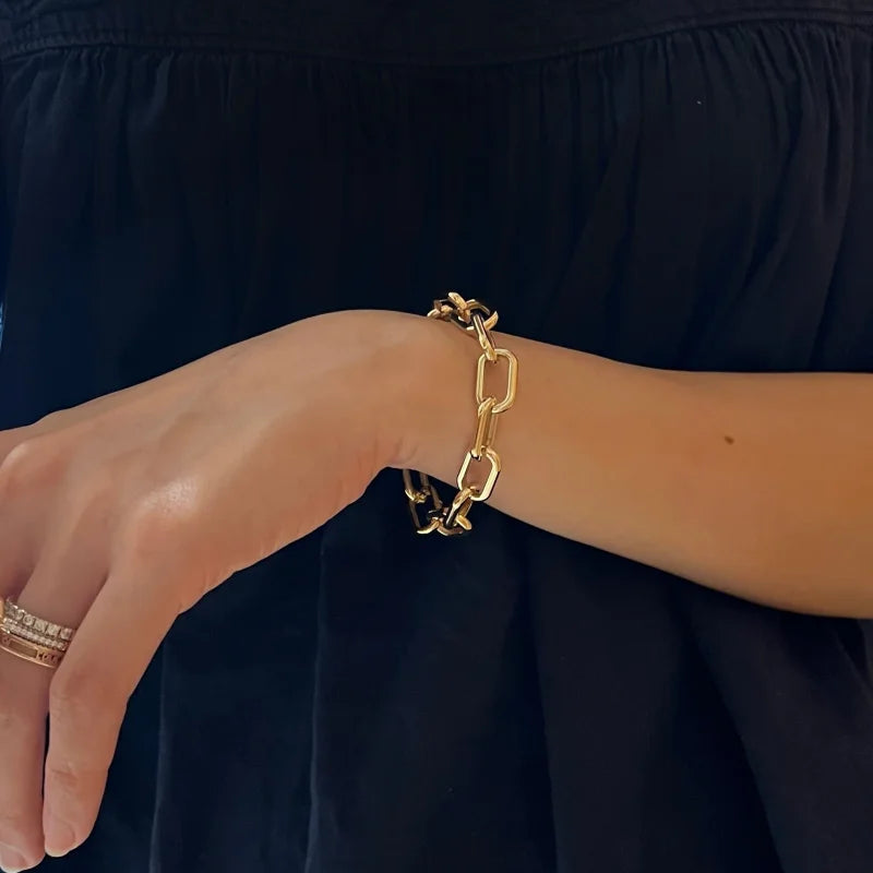 Ava | Ultra Bold Link Chain Bracelet (Solid Gold) | Lady Estere Jewellery | Worldwide 14K 18K Solid Gold Lab-Grown Diamond Moissanite White