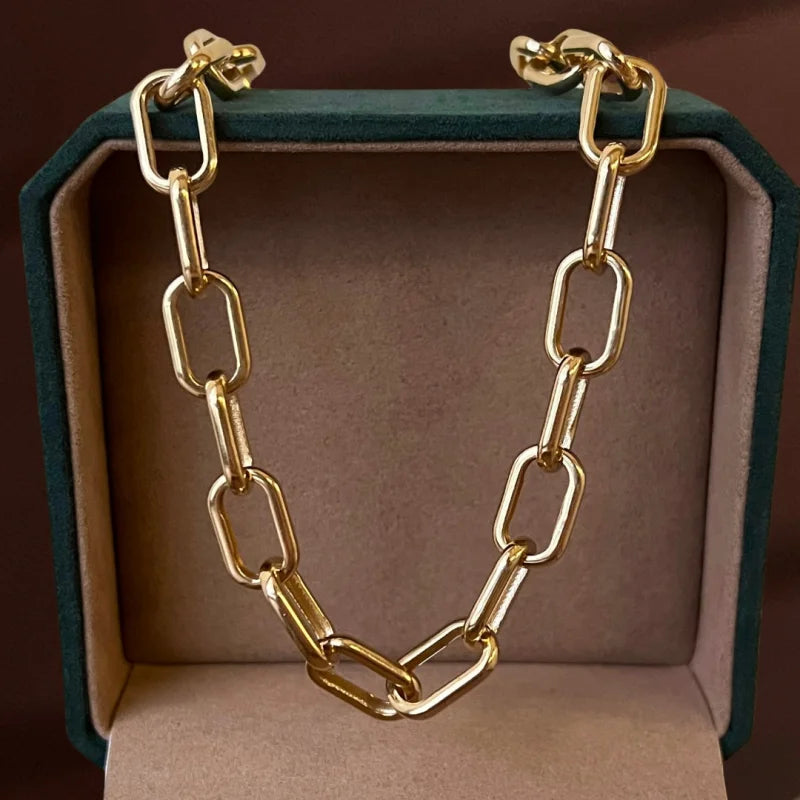 Ava | Ultra Bold Link Chain Necklace (Solid gold) | Lady Estere Jewellery | Worldwide 14K 18K Solid Gold Lab Grown Diamond Moissanite White