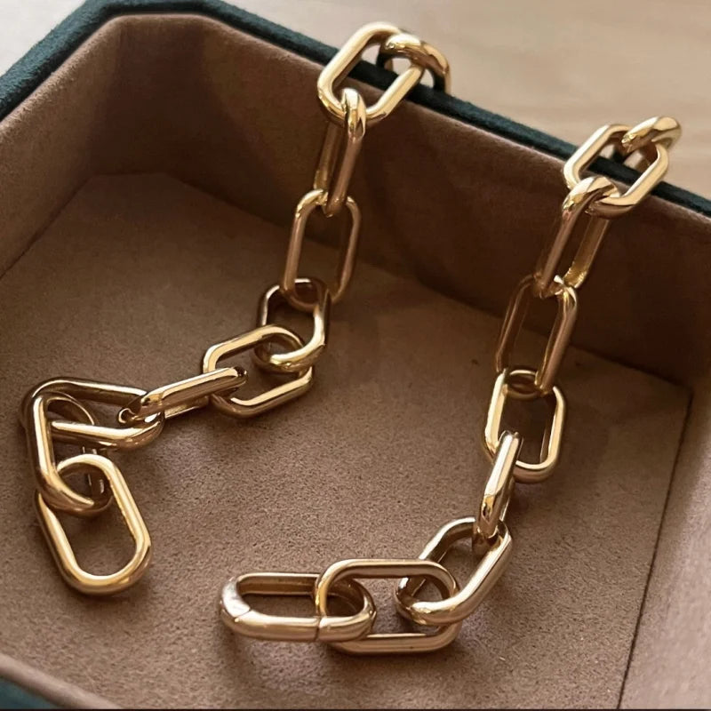 Ava | Ultra Bold Link Chain Necklace (Solid gold) | Lady Estere Jewellery | Worldwide 14K 18K Solid Gold Lab Grown Diamond Moissanite White