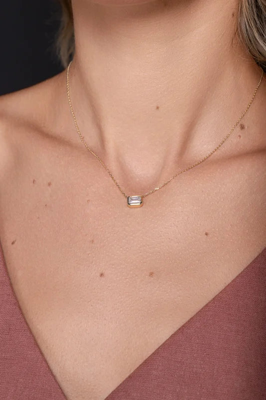 Bjorn | Knife Edge Bezel Emerald Cut 1ct Necklace (Solid gold) | Lady Estere Jewellery 14K 18K Solid Gold Lab-Grown Diamond Moissanite