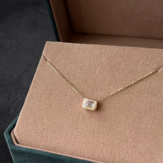Bjorn | Knife Edge Bezel Emerald Cut 1ct Necklace (Solid gold) | Lady Estere Jewellery 14K 18K Solid Gold Lab-Grown Diamond Moissanite
