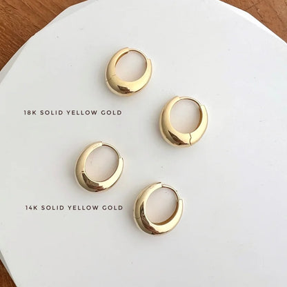 Boho | Sleek Tapered Hoops (Solid Gold) | Lady Estere Jewellery | Worldwide Shipping 14K 18K Solid Gold Lab-Grown Diamond Moissanite White