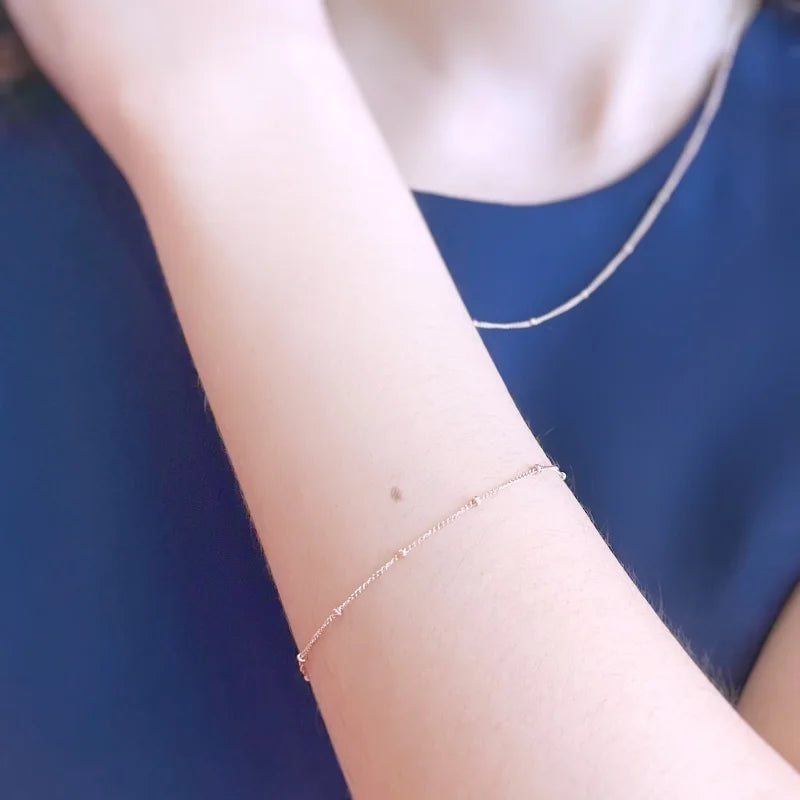 Dolce | Dainty Satellite Necklace Chain | Lady Estere Jewellery | Worldwide Shipping 14K 18K Solid Gold Lab-Grown Diamond Moissanite White