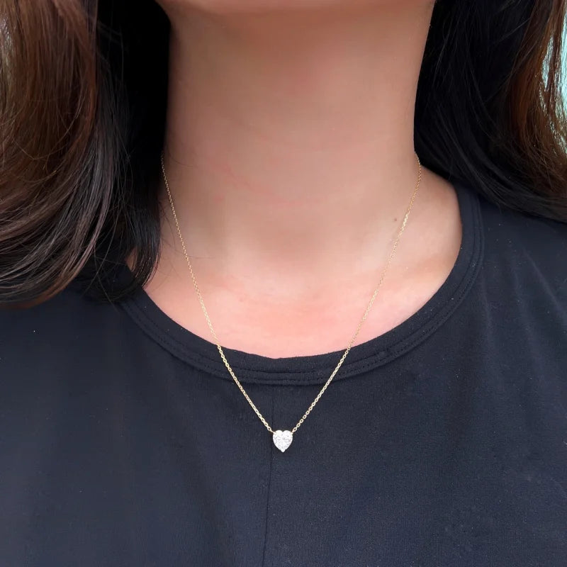 Heart | Moissanite Solitaire Necklace (Solid gold) | Lady Estere Jewellery | Worldwide 14K 18K Solid Gold Lab-Grown Diamond White Yellow