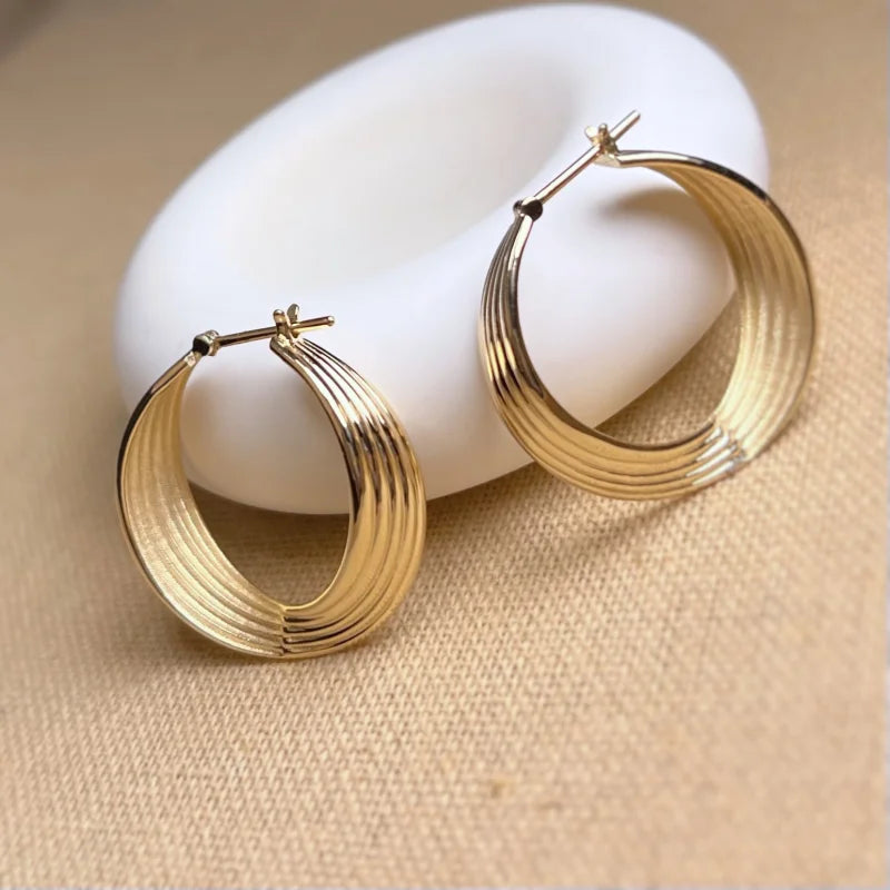 In The Flow | Large Vintage Hoops (Solid Gold) | Lady Estere Jewellery | Worldwide 14K 18K Solid Gold Lab-Grown Diamond Moissanite White