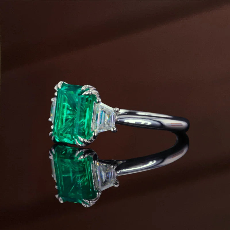 Lab Grown Emerald Trilogy Step Cut Ring (Solid gold) | Lady Estere Jewellery | Worldwide 14K 18K Solid Gold Diamond Moissanite White Yellow