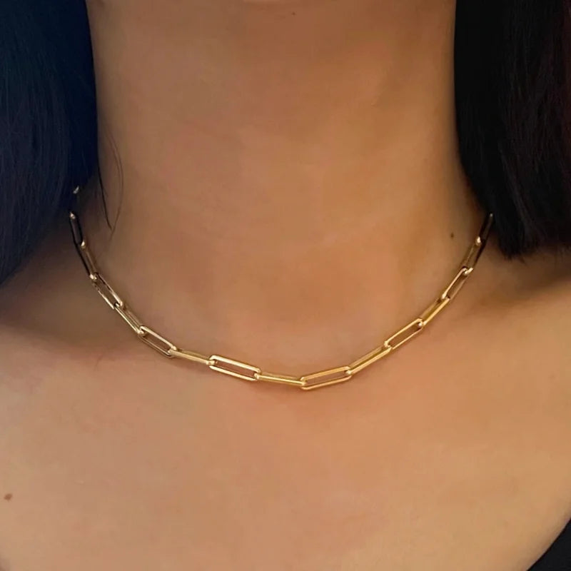 Lungo | Sleek Chain Collar Necklace (Solid gold) | Lady Estere Jewellery | Worldwide 14K 18K Solid Gold Lab-Grown Diamond Moissanite White