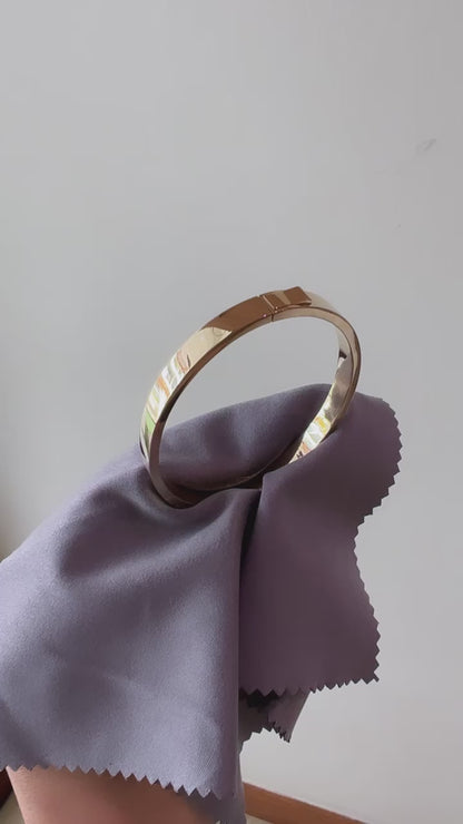 The Daily | Bangle Bracelet (Solid Gold)