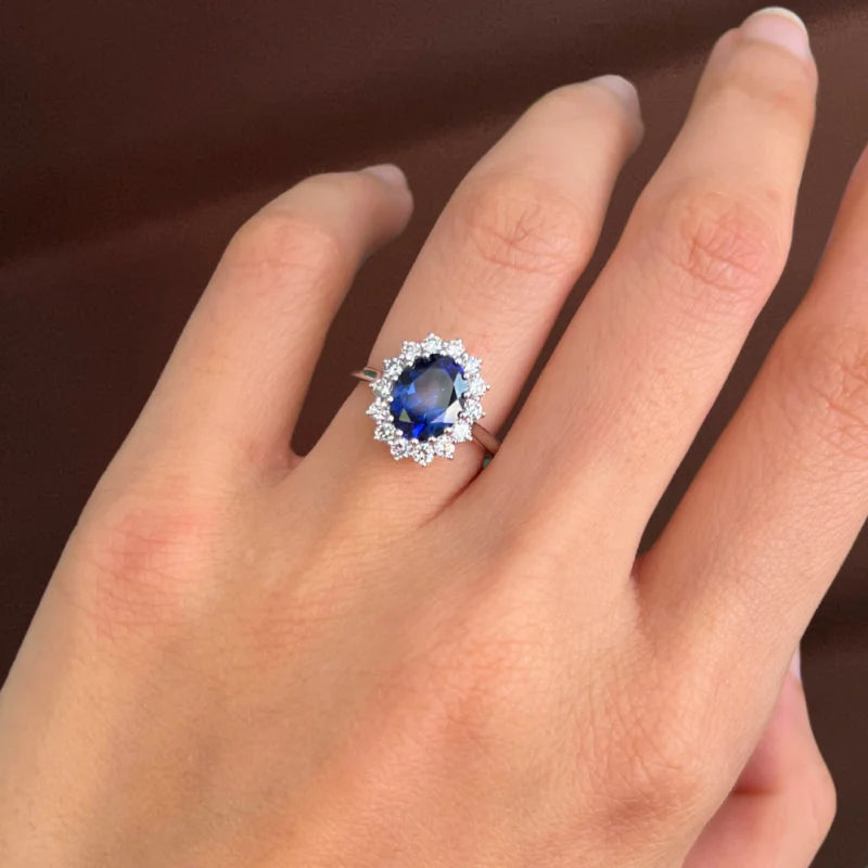 Princess-D Blue Sapphire Diamond Halo Ring (Solid gold) | Lady Estere Jewellery 14K 18K Solid Gold Lab-Grown Moissanite White Yellow Rose