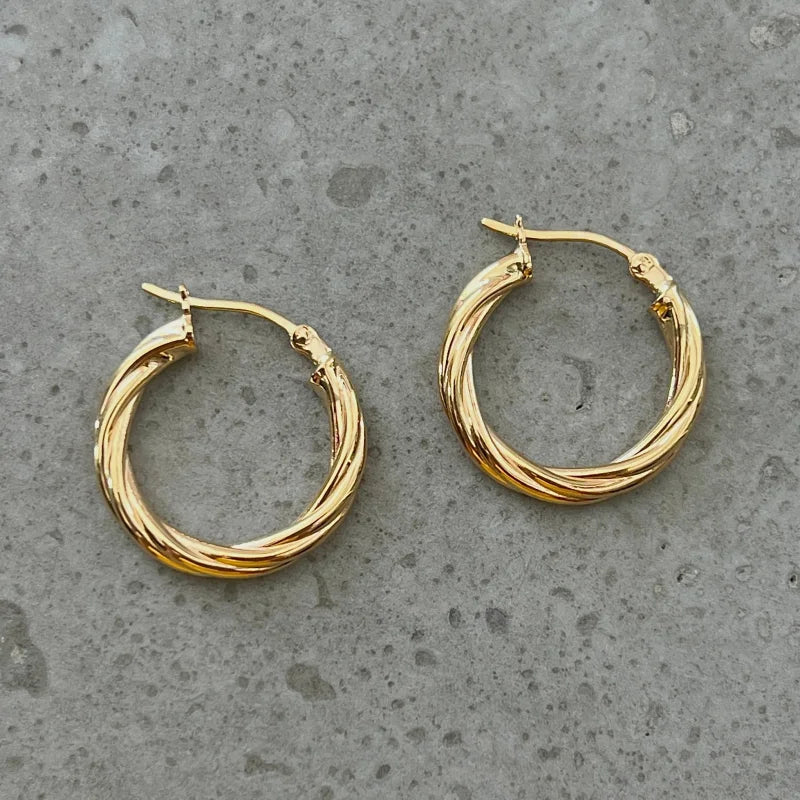 Rope 18K Everyday Hoop Earrings (Solid Gold) Lady Estere