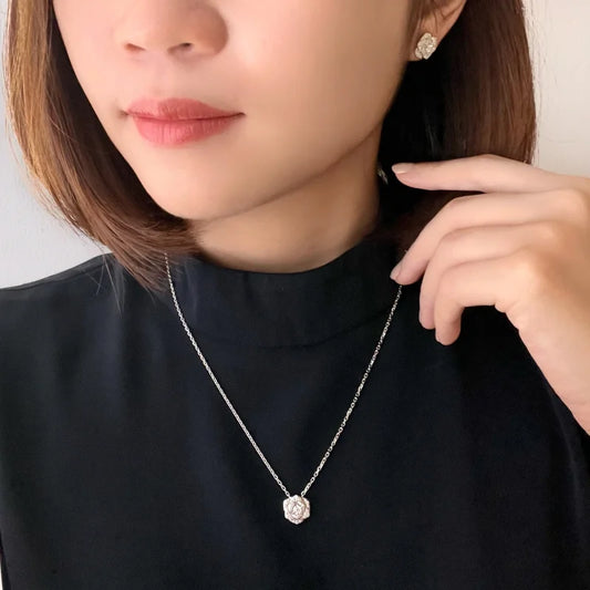 Rose | 3D Floral Diamond Necklace (Solid Gold) | Lady Estere Jewellery | Worldwide 14K 18K Solid Gold Lab-Grown Moissanite White Yellow SG,