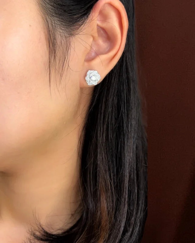 Rossa | Floral Diamond Studs (Solid Gold) | Lady Estere Jewellery | Worldwide Shipping 14K 18K Solid Gold Lab-Grown Moissanite White Yellow