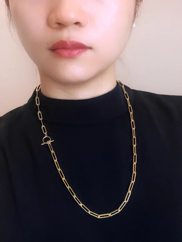 Rouge | Oversized Paperclip Chain Necklace | Lady Estere Jewellery | Worldwide Shipping 14K 18K Solid Gold Lab-Grown Diamond Moissanite