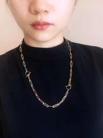 Rouge | Oversized Paperclip Chain Necklace | Lady Estere Jewellery | Worldwide Shipping 14K 18K Solid Gold Lab-Grown Diamond Moissanite