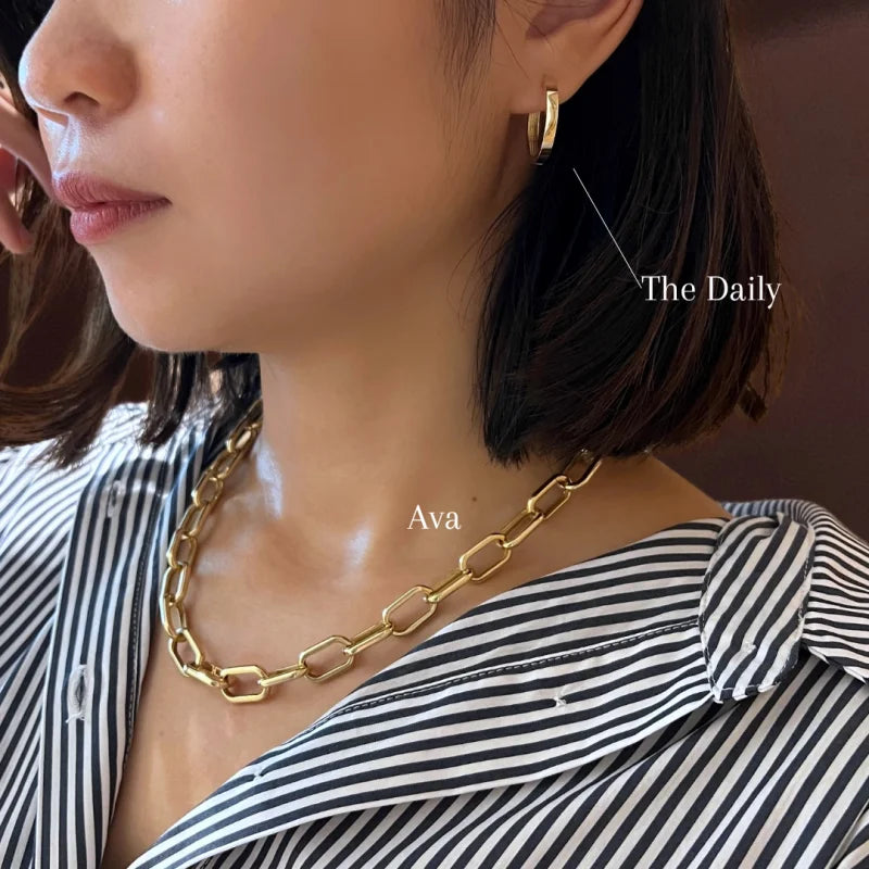 The Daily | 3mm Bold Hoop Earrings (Solid Gold) | Lady Estere Jewellery | Worldwide 14K 18K Solid Gold Lab Grown Diamond Moissanite White