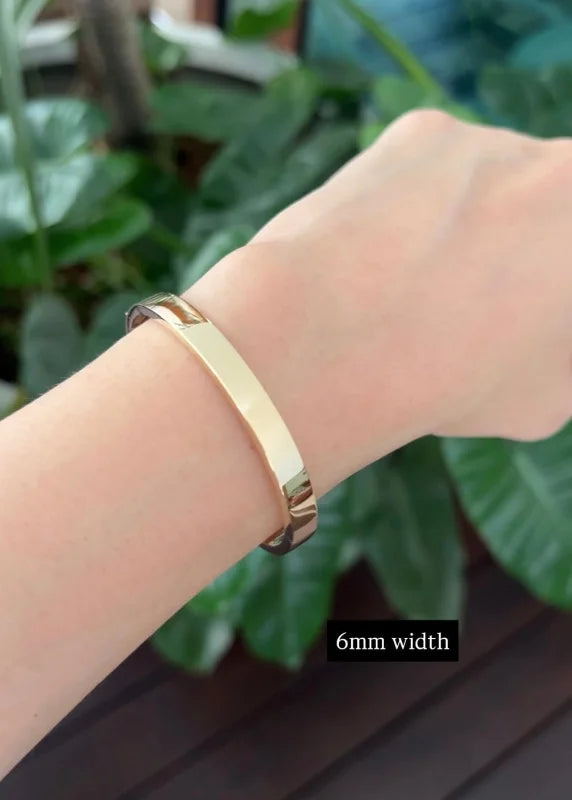 The Daily | Bangle Bracelet (Solid Gold) | Lady Estere Jewellery | Worldwide Shipping 14K 18K Solid Gold Lab Grown Diamond Moissanite White