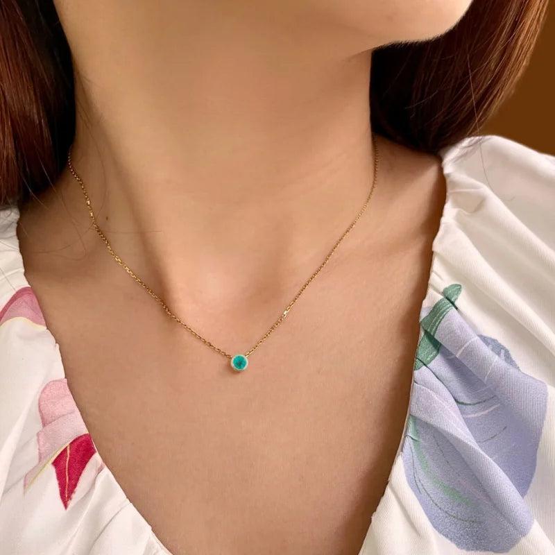Virtue | Emerald Solitaire Necklace (Solid Gold) | Lady Estere Jewellery | Worldwide 14K 18K Solid Gold Lab-Grown Diamond Moissanite White