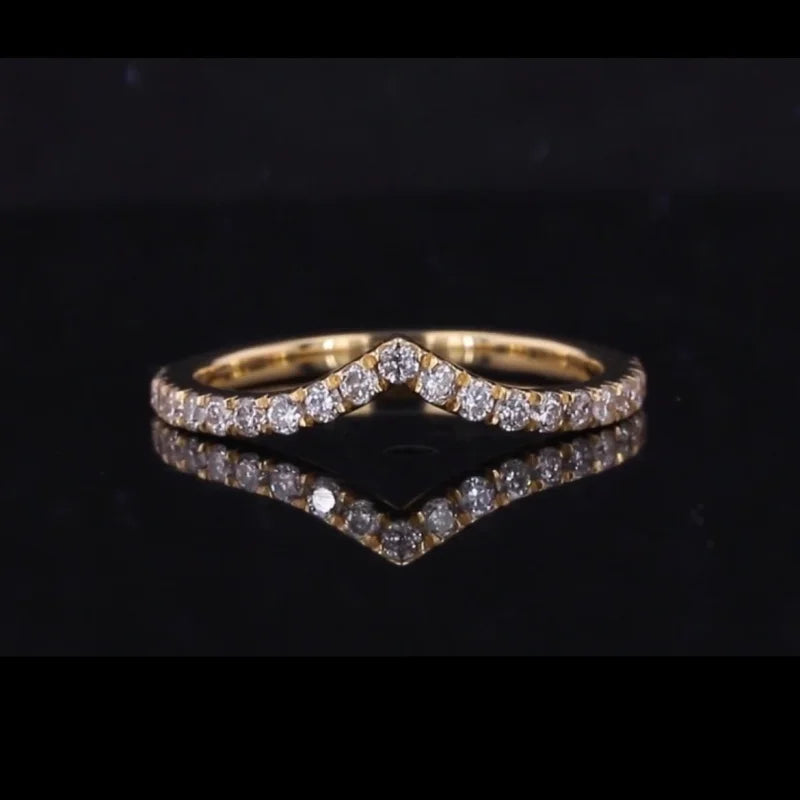 Wedding Band | Chevron Diamond (Solid gold) | Lady Estere Jewellery | Worldwide 14K 18K Solid Gold Lab Grown Moissanite White Yellow Rose