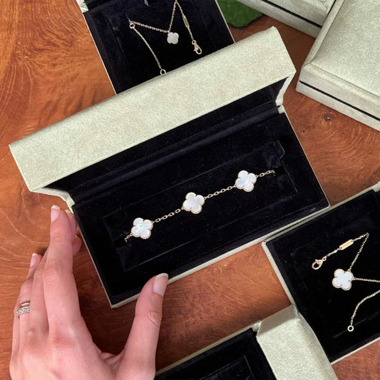18K Solid Gold White Clover MOP Bracelet | Lady Estere Jewellery | Worldwide Shipping 14K Lab-Grown Diamond Moissanite Yellow Rose SG, AU,
