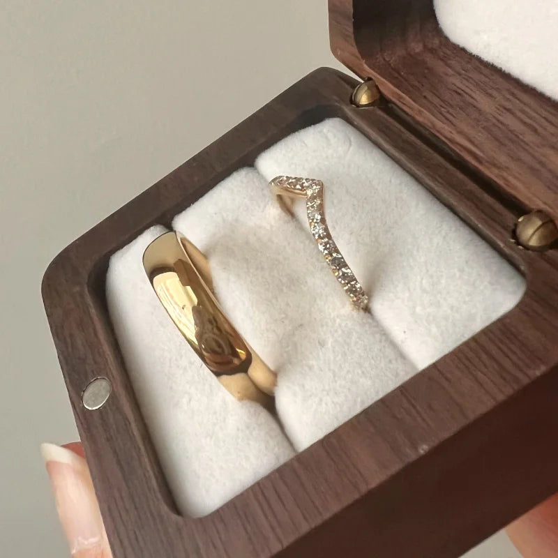 18K Wedding Band Set with Lab-Grown Diamonds | Lady Estere Jewellery | Worldwide Shipping 14K Solid Gold Diamond Moissanite White Yellow