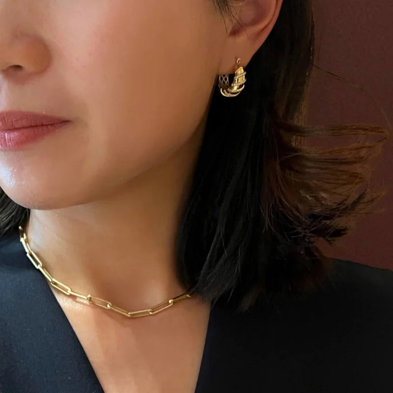 Cassandra | Cocktail Hoop Earrings (Solid Gold) Lady Estere Jewellery Worldwide 14K 18K Solid Gold Lab - Grown Diamond Moissanite White