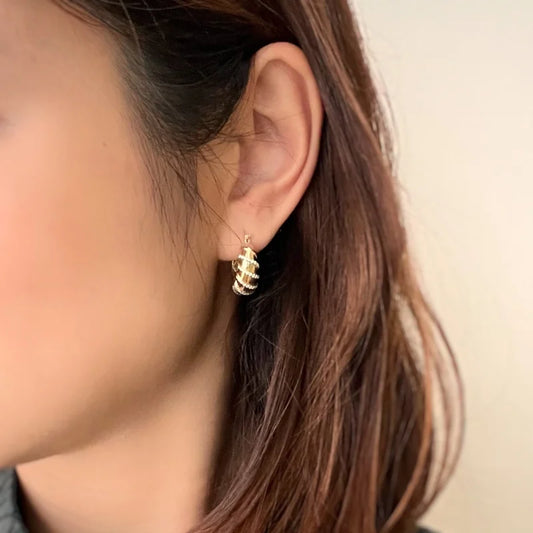 Cassandra | Cocktail Hoop Earrings (Solid Gold) | Lady Estere Jewellery | Worldwide 14K 18K Solid Gold Lab-Grown Diamond Moissanite White