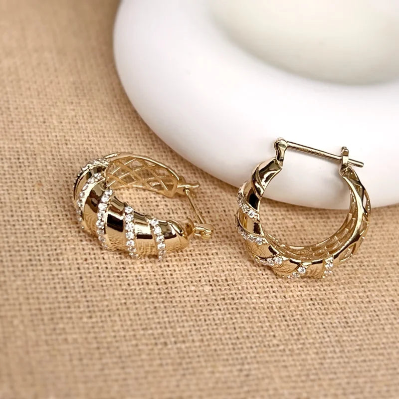 Cassandra | Cocktail Hoop Earrings (Solid Gold) Lady Estere Jewellery Worldwide 14K 18K Solid Gold Lab - Grown Diamond Moissanite White