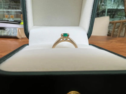 Emerald oval cut engagement ring | Lady Estere Jewellery | Worldwide Shipping 14K 18K Solid Gold Lab-Grown Diamond Moissanite White Yellow