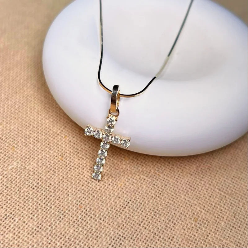 Forever Fine | London Necklace Chain (Solid Gold) | Lady Estere Jewellery | Worldwide 14K 18K Solid Gold Lab-Grown Diamond Moissanite White