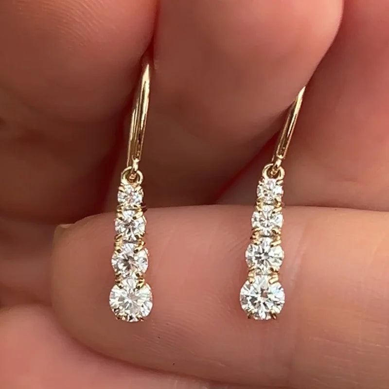 Geri | Graduated Drop Earrings (Solid Gold) | Lady Estere Jewellery | Worldwide Shipping 14K 18K Solid Gold Lab-Grown Diamond Moissanite