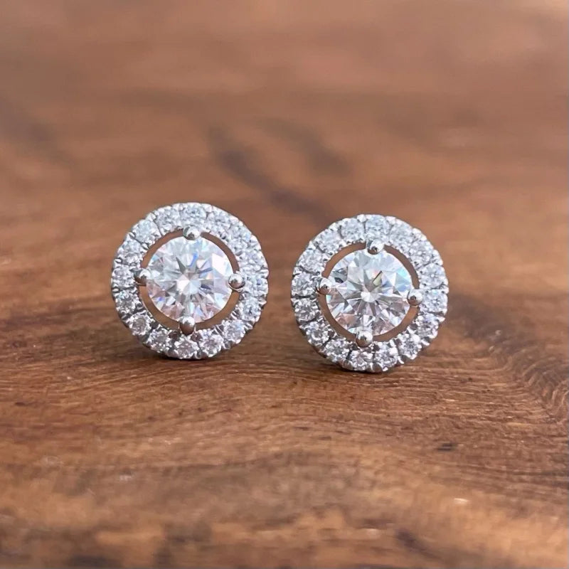 Halo Studs | Classic (Solid gold) | Lady Estere Jewellery | Worldwide Shipping 14K 18K Solid Gold Lab - Grown Diamond Moissanite White