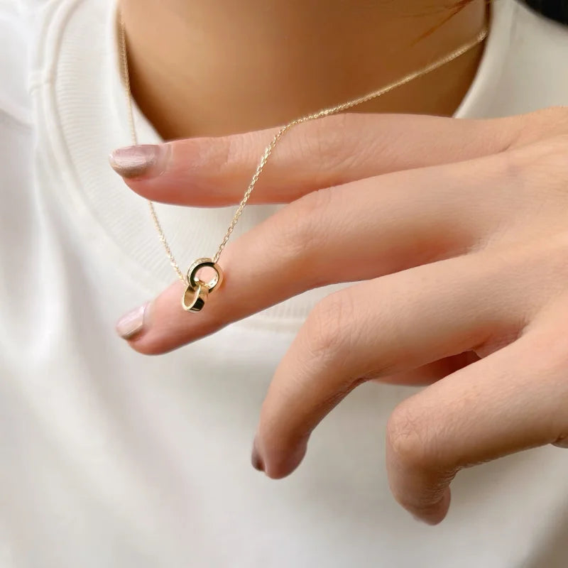 Harmony | Interlocking Links Necklace (Solid Gold) | Lady Estere Jewellery | Worldwide 14K 18K Solid Gold Lab Grown Diamond Moissanite