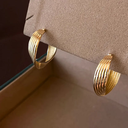 In The Flow | Large Vintage Hoops (Solid Gold) | Lady Estere Jewellery | Worldwide 14K 18K Solid Gold Lab-Grown Diamond Moissanite White