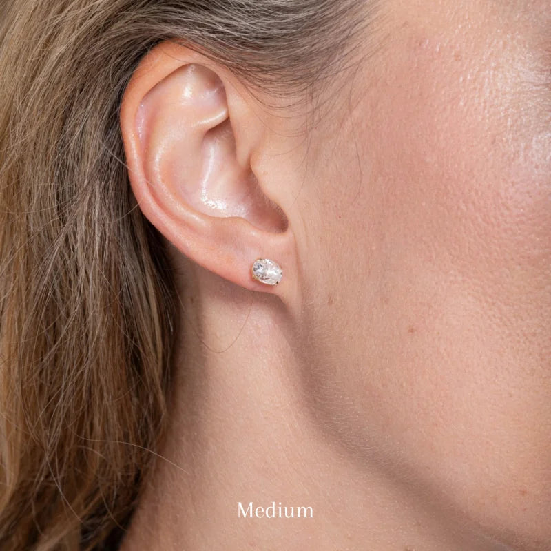 Oval | Moissanite Earring Studs (Solid gold) | Lady Estere Jewellery | Worldwide Shipping 14K 18K Solid Gold Lab-Grown Diamond White Yellow