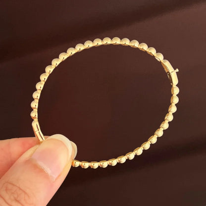 Pebble | 4mm Bangle Bracelet (Solid Gold) | Lady Estere Jewellery | Worldwide Shipping 14K 18K Solid Gold Lab-Grown Diamond Moissanite