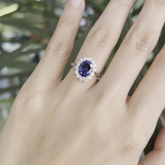 Princess Diana Lab-grown Blue Sapphire Diamond Halo Ring Lab-Grown Diamond Singapore SOlid Gold