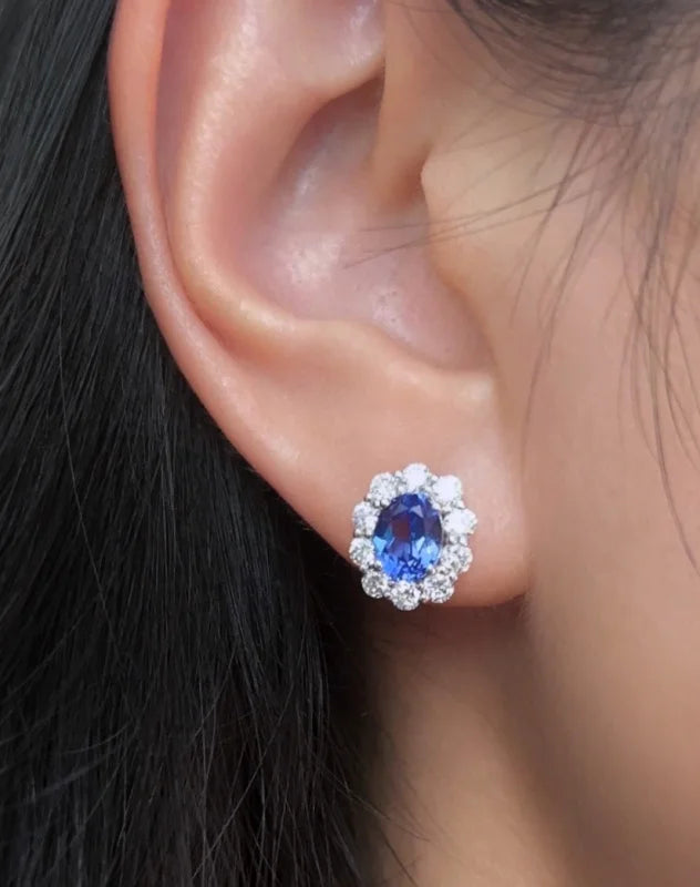 Princess-D Blue Sapphire Diamond Halo Stud Earring (Solid gold) | Lady Estere Jewellery 14K 18K Solid Gold Lab-Grown Moissanite White