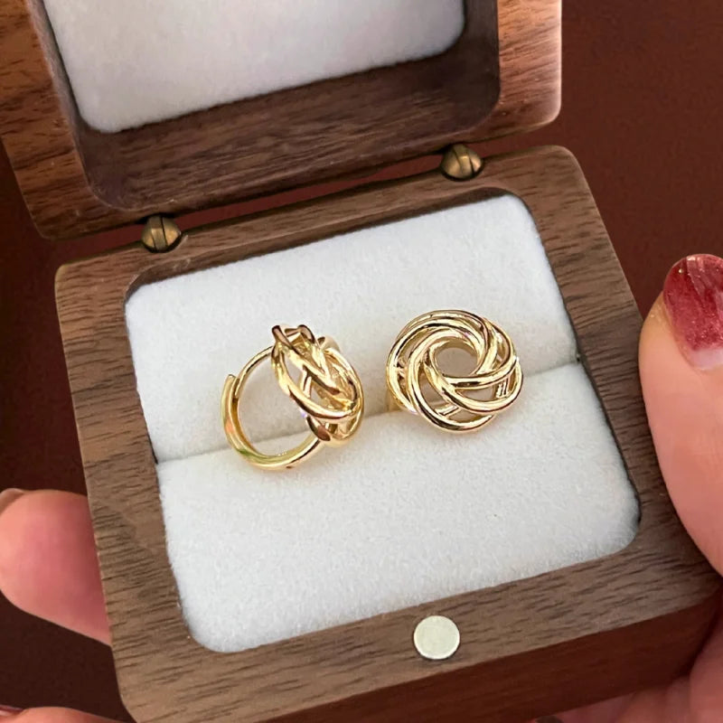 Crème | Vintage Hoop Earrings (Solid Gold) | Lady Estere Jewellery | Worldwide Shipping 14K 18K Solid Gold Lab-Grown Diamond Moissanite
