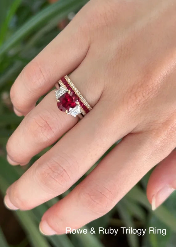 Rowē Ruby | Framed Pavé Eternity Ring (Solid Gold) | Lady Estere Jewellery | Worldwide 14K 18K Solid Gold Lab-Grown Diamond Moissanite