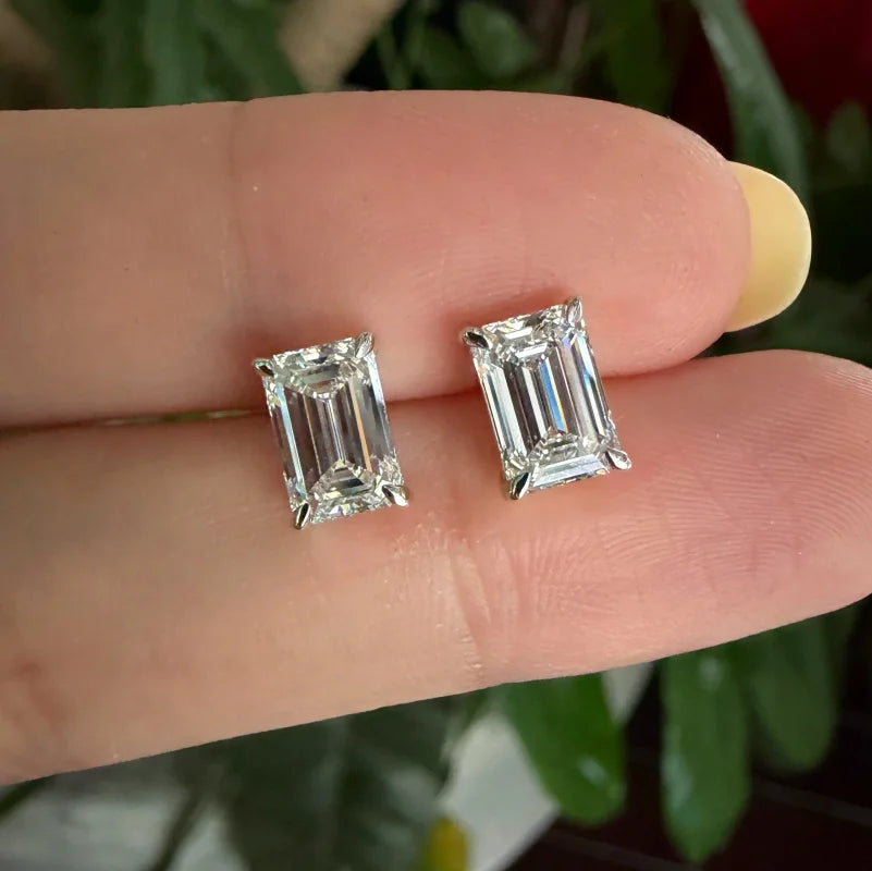 Soleil | Emerald Cut Diamond Studs (Solid Gold) | Lady Estere Jewellery | Worldwide 14K 18K Solid Gold Lab-Grown Moissanite White Yellow