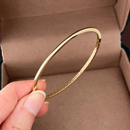 The Mini | Skinny Plain Bangle Bracelet (Solid Gold) | Lady Estere Jewellery | Worldwide 14K 18K Solid Gold Lab Grown Diamond Moissanite