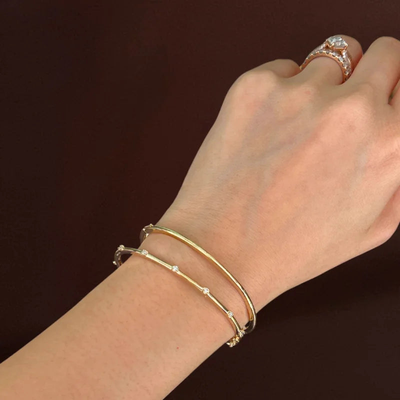 The Mini | Skinny Plain Bangle Bracelet (Solid Gold) | Lady Estere Jewellery | Worldwide 14K 18K Solid Gold Lab Grown Diamond Moissanite