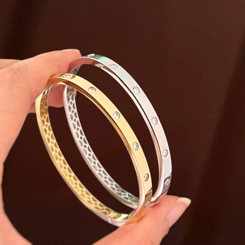 The No.7 | Inlay Diamond Bangle Bracelet (Solid Gold) | Lady Estere Jewellery | Worldwide 14K 18K Solid Gold Lab Grown Moissanite White