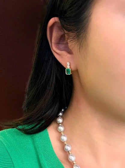 Verde | Columbian Emerald Stud Earrings (Solid Gold) | Lady Estere Jewellery | Worldwide 14K 18K Solid Gold Lab-Grown Diamond Moissanite