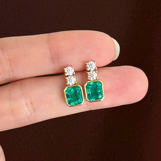 Verde | Columbian Emerald Stud Earrings (Solid Gold) | Lady Estere Jewellery | Worldwide 14K 18K Solid Gold Lab-Grown Diamond Moissanite