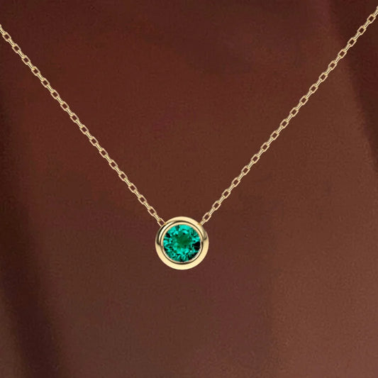 Virtue | Emerald Solitaire Necklace (Solid Gold) | Lady Estere Jewellery | Worldwide 14K 18K Solid Gold Lab - Grown Diamond Moissanite